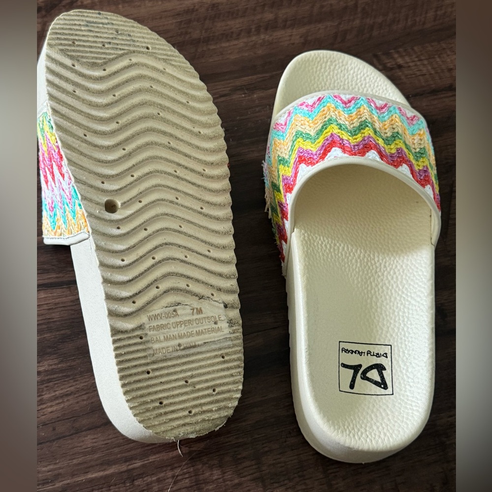 Colorful Dirty Laundry Zigzag Chevron Slide Summer Spring Platform Sandals - Picture 7 of 12